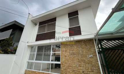 Casa Comercial à venda em Santana próximo ao Metro com 400m2 com 10 vagas.