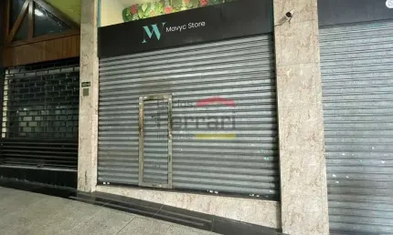 Santana, locação, loja de 88 m² em galeria com mezanino. Próximo ao metrô de Santana.