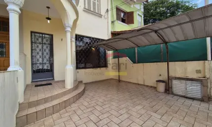 Sobrado em Santana, com 2 quartos e 1 vaga proximo ao Metrô