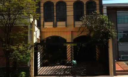 Sobrado Comercial 358 m² Rua Conselheiro Moreira de Barros 10 salas  6 banheiros