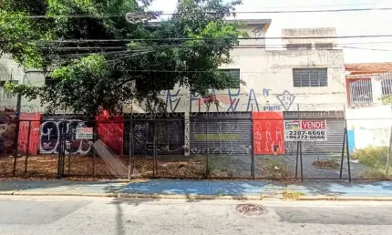 Terreno plano comercial a venda em Santana com 565m² e 2 frentes!