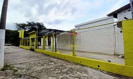 Terreno com Galpão e Showroom para locação na Av. Engenheiro Caetano Álvares!