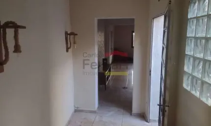 Sobrado com 3 dormitórios,  com 2 vagas de garagem, quintal com churrasqueira
