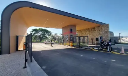 Terreno à venda com 334,74 metros no condomínio Reserva São Nicolau