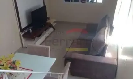 SOBRADO COM 3 SUÍTES, 4 VAGAS DE GARAGEM, CHURRASQUEIRA E QUINTAL
