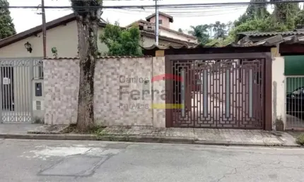 Casa Térrea  03 quartos, 4 vagas-  Vila Irmãos Arnoni Horto Florestal Tremembé