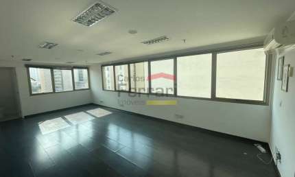 Santana, sala comercial de 41 m² com 1 vaga. Excelente localização próximo ao metrô Santana.