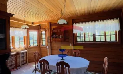 Linda casa contemporânea em condomínio . 3 pavimentos Mairiporã .