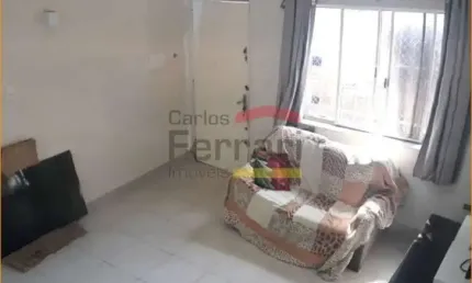 Casa com 2 quartos para alugar na Rua Joaquim Norberto, 16, Vila Paulicéia, São Paulo