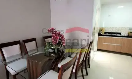 Sobrado em condomínio fechado com 2 suítes, 1 vaga para carro na Parada Inglesa. Estuda permuta.