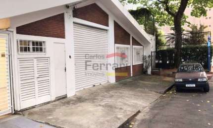 Casa térrea em Perdizes, para fins comerciais, próxima ao Bourbon Shopping