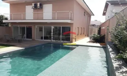Casa Alto Padrão para Locação - 560m², 3 Suítes, Piscina e Escritório - Santa Teresinha, ZN - SP
