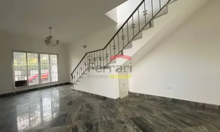 Avenida imirim com 4 quartos ! com sacada e churrasqueira