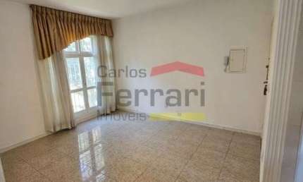 Apartamento à Venda, 03 dormitórios,  02 banheiros, sem vaga, sem elevador,