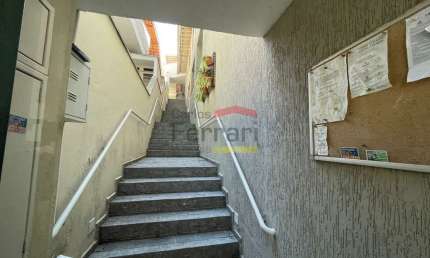 Apartamento na Vila Guacá de 40m², para locação com 01 dormitório, sem vaga e elevador.