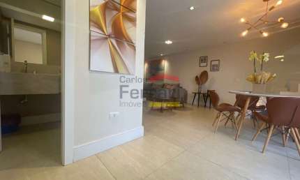 Sobrado Alto Padrão em Santa Teresinha - 3 Suítes, Espaço Gourmet, Jacuzzi e Saída para 2 Ruas