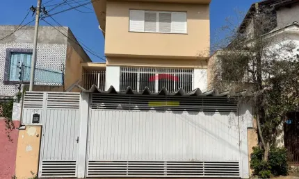 Casa com 3 quartos para alugar na Rua Laerte, 39, Vila Mariza Mazzei, São Paulo