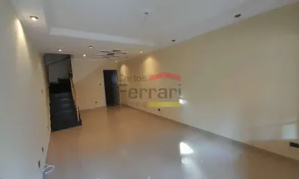 Casa para locação na água fria com 126m², 2 dormitórios e 3 vagas cobertas - excelente localização!