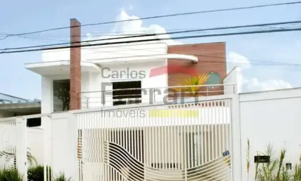 Sobrado no Jardim França, com 4 quartos, 4 vagas e piscina