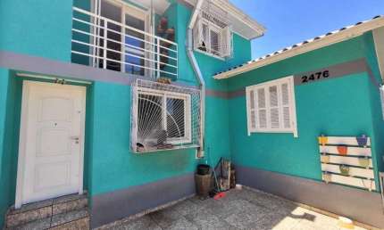 Casa com 2 quartos à venda no Pio X, Caxias do Sul  por R$ 450.000