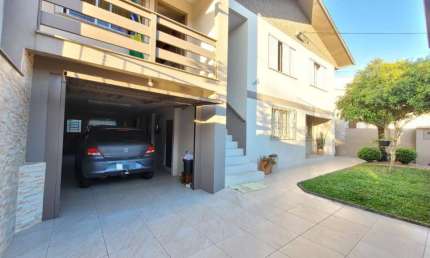Casa com 5 quartos à venda na Vila Verde, Caxias do Sul  por R$ 830.000