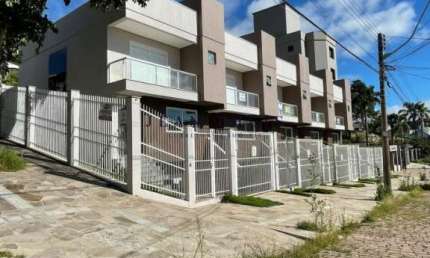 Casa com 3 quartos à venda no Santa Catarina, Caxias do Sul  por R$ 710.000