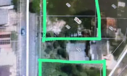 Terreno à venda no Universitário, Caxias do Sul  por R$ 648.000