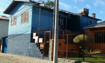 Casa com 4 quartos à venda na Bela Vista, Caxias do Sul  por R$ 297.872