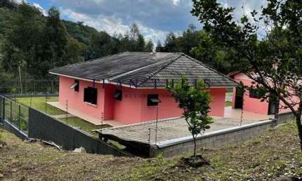 Terreno à venda na Linha 30, Farroupilha  por R$ 980.000