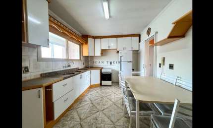 Apartamento com 3 quartos à venda na Colina Sorriso, Caxias do Sul  por R$ 279.000
