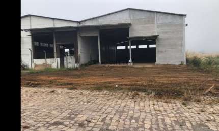 Barracão / Galpão / Depósito à venda no Industrial, Farroupilha  por R$ 2.600.000