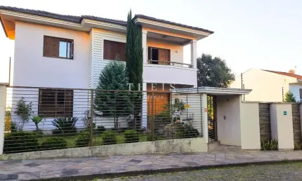Casa com 5 quartos à venda na Nossa Senhora da Saúde, Caxias do Sul , 550 m2 por R$ 3.900.000