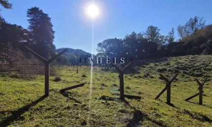 Chácara / sítio com 2 quartos à venda no Monte Bérico, Caxias do Sul  por R$ 2.225.000