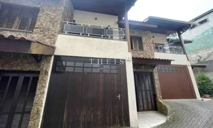 Casa com 3 quartos à venda na Ana Rech, Caxias do Sul , 121 m2 por R$ 360.000