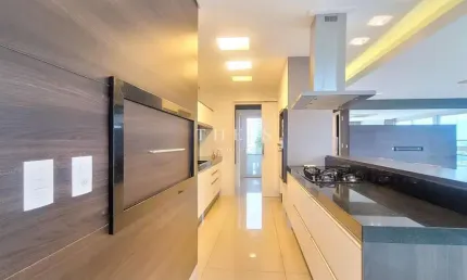Apartamento com 3 quartos à venda no Petrópolis, Caxias do Sul , 173 m2 por R$ 1.700.000