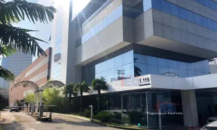 Sala comercial à venda no Tamboré, Barueri 