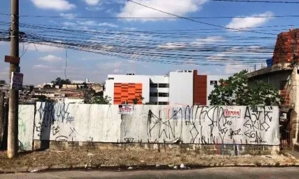 Terreno à venda no Jardim Planalto, Carapicuíba 