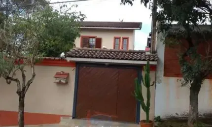 Casa com 5 quartos à venda na Vila Diva, Carapicuíba 