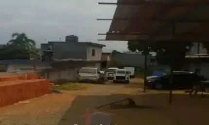 Terreno à venda na Vila Silviânia, Carapicuíba 