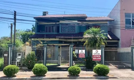Belíssimo Sobrado c/ 4 Dormitórios (01 Suíte) no Bela Vista