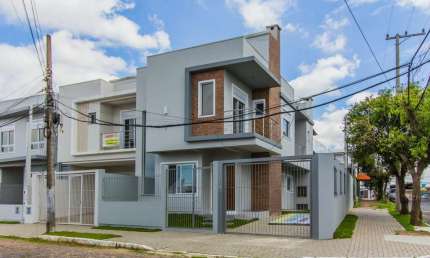 Casa com 3 dormitórios à venda,  Nossa Senhora das Graças - Canoas/RS