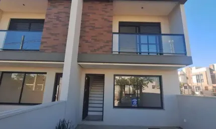 Casa com 3 quartos à venda no Igara, Canoas 