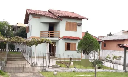 Casa com 3 quartos à venda no Igara, Canoas 