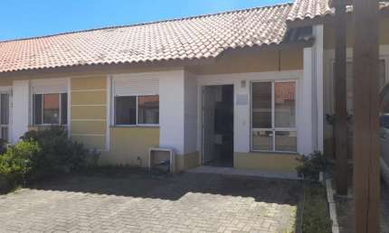 Casa com 2 quartos à venda no Olaria, Canoas 