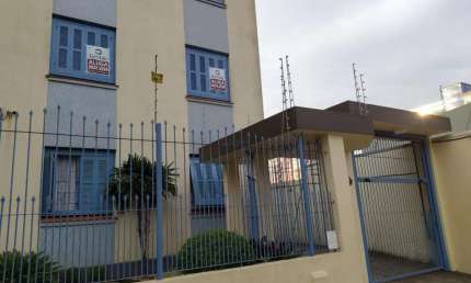 Apartamento semi-mobiliado no Bairro Marechal Rondon