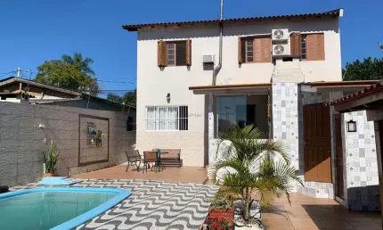 Excelente Sobrado c/ 4 Dormitórios no Jardim Atlântico/Canoas
