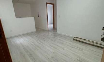 Apartamento à Venda em Condomínio Residencial com Piscina em São José, Canoas