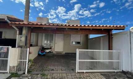 Casa com 2 quartos para alugar no Olaria, Canoas 
