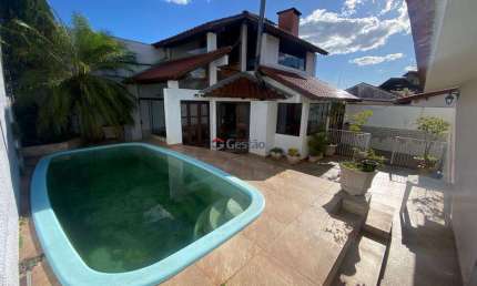 Casa Sobrado com Churrasqueira e Salão de Festas em Canoas - Aluguel