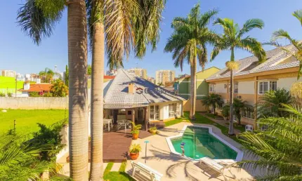 Casa em Condomínio em Canoas, Centro - Mobiliada - 148m²